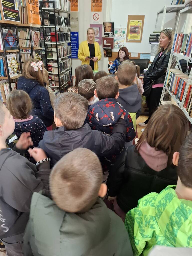 IMG f1191d4472d649730bc4674198bb9fef V